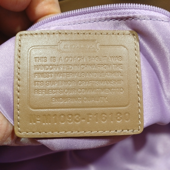 Coach carly tote - Picture 10 of 10